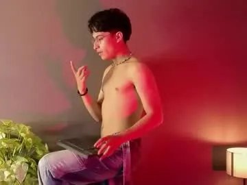 aaron_eze on Chaturbate 