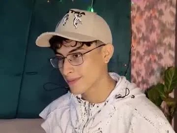 aaron_eze on Chaturbate 