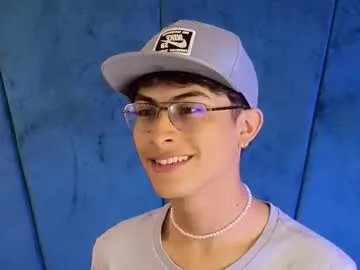 aaron_eze on Chaturbate 