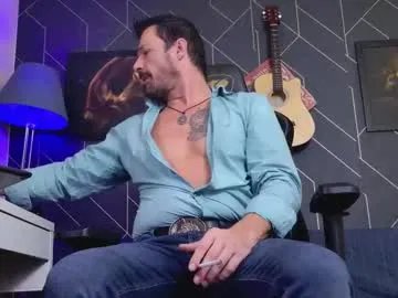 aaronbomer on Chaturbate 