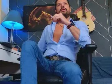 aaronbomer on Chaturbate 