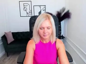 agathaklouin on Chaturbate 