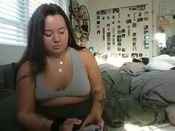 allylove2626 on Chaturbate 