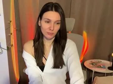 ameliahenderson model from cb