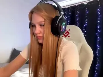 kayceefroehner model from cb