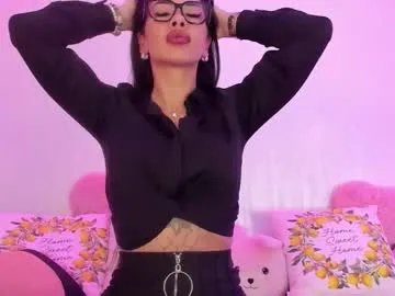 kimkardassiann on Chaturbate 