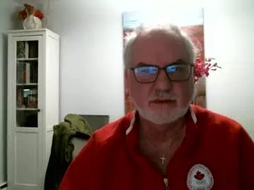 loop102 on Chaturbate 