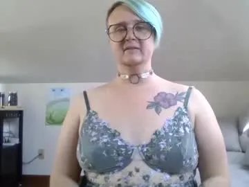 queerlyjaz on Chaturbate 