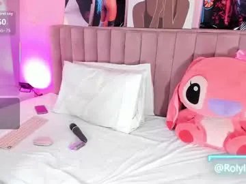 rolyloren on Chaturbate