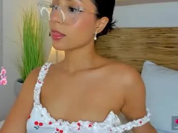 sara_castro24 on Chaturbate 