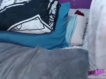 sweetkiitty3 on Chaturbate 