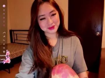 sweetlovepinay04 on Chaturbate 