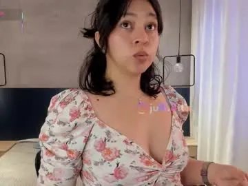 velvettease_ on Chaturbate 