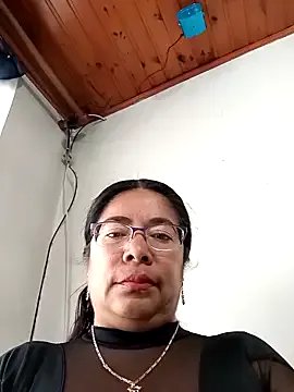 __valentina18 on StripChat 