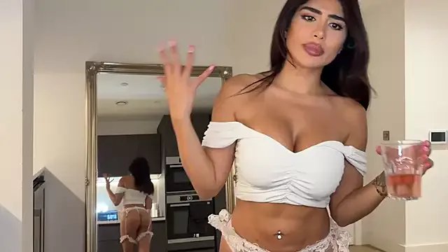 ArabicBarbie on StripChat 