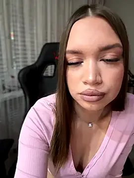 bunnyrich on StripChat 