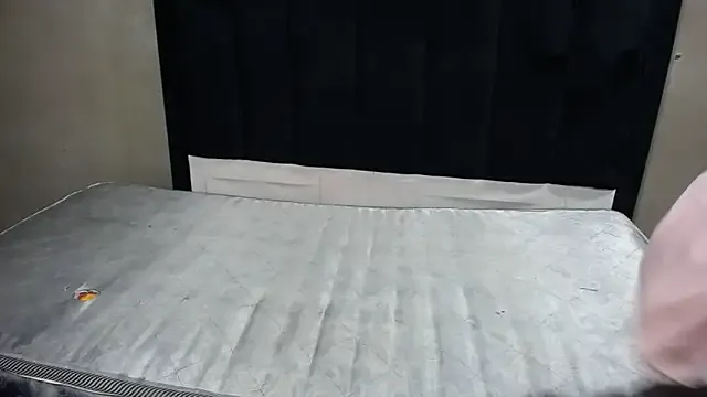 Candylips22 room chat