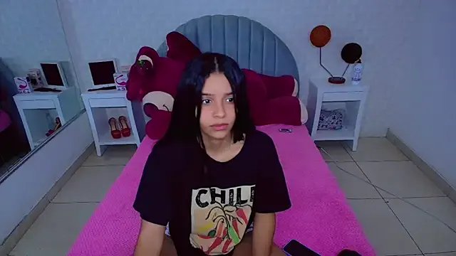 charlotte_0309 — Freechat on StripChat