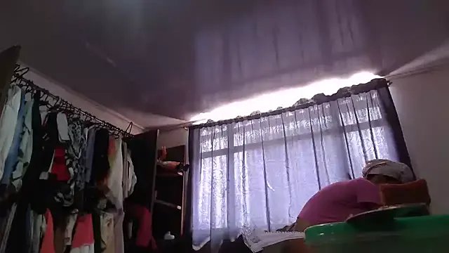 DanaiOluyi on StripChat 