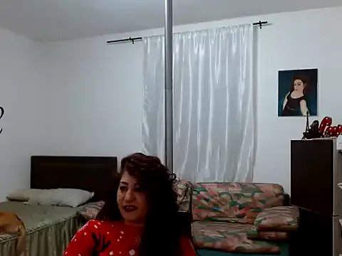 danasantoreal on StripChat 