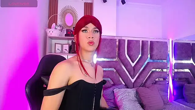 Eva__Walker room chat