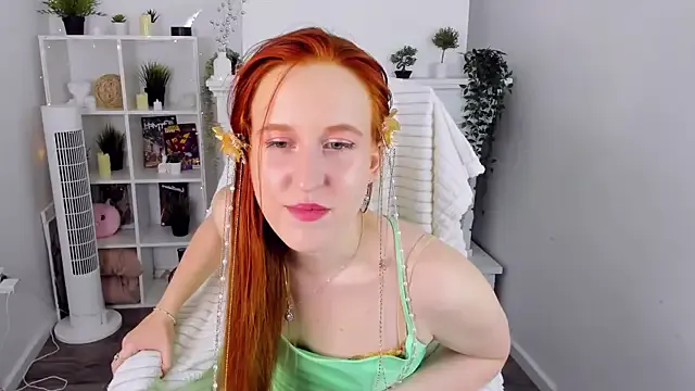 EvaBellea room chat