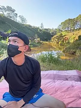 helen-my on StripChat 