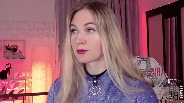 Hello_Lisha on StripChat 