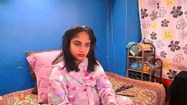 indiansumaya on StripChat 