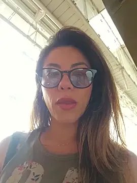 Karen_San_Miguel — Yes ! Blowjob so wet for you 