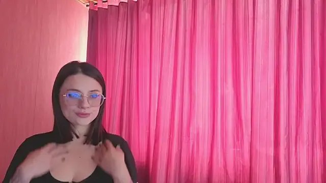 kassandra_james on StripChat 