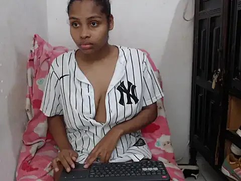 kataleya2021 on StripChat 