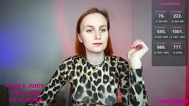 KinkyMissCherry on StripChat 
