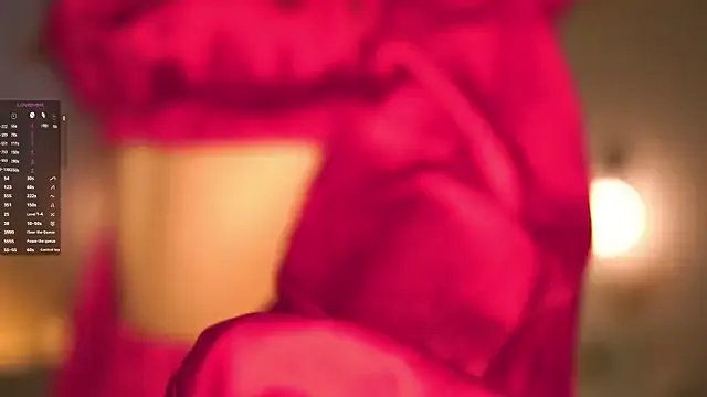 KissOfFlame on StripChat 