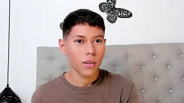 Little_liam on StripChat 