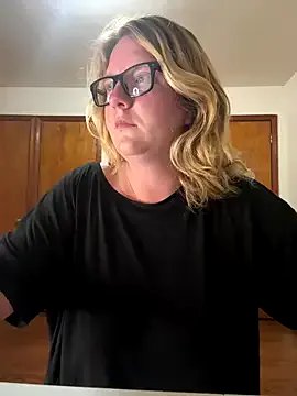 Lizzyloo on StripChat 