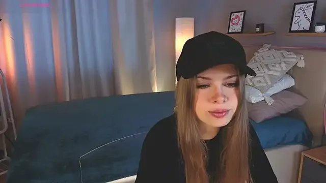 LollaStich on StripChat 