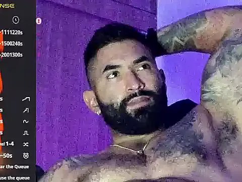 Max-prada on StripChat
