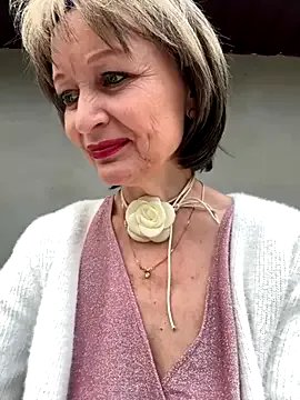 Melljoy on StripChat 