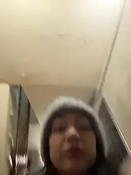 Ninabigtitied on StripChat 