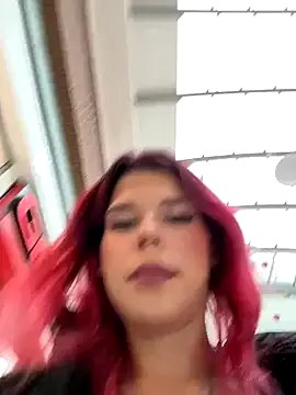 RiriRoseey on StripChat 