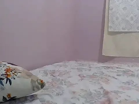 sweet-fancy on StripChat 