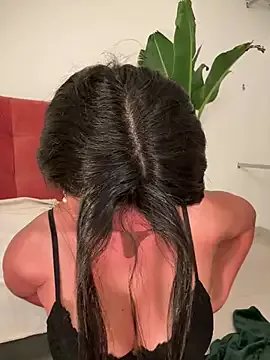 sweetAli_ on StripChat 