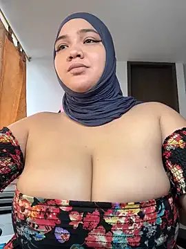 sweetmuslim01 on StripChat 
