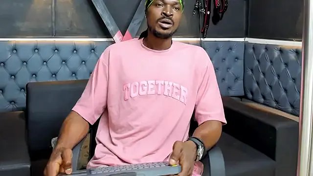 Terrance_z on StripChat 