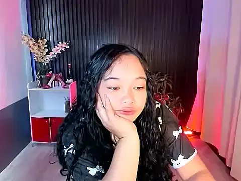 UrFavouriteCravings on StripChat